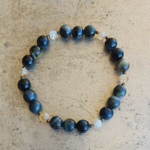 Elegant Blue and White Beaded Bracelet